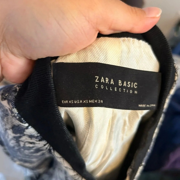 Zara Floral Embroidered Zip Front Jacket - Picture 5 of 6